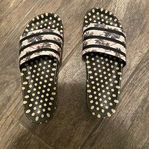 Women adidas slides